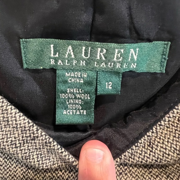 Ralph Lauren 100% wool skirt. Size 12 - Picture 5 of 8